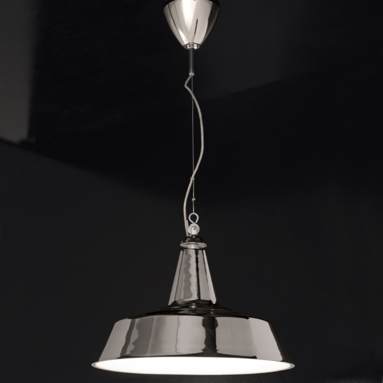 Pendelleuchte Huna von Fontana Arte in schwarz