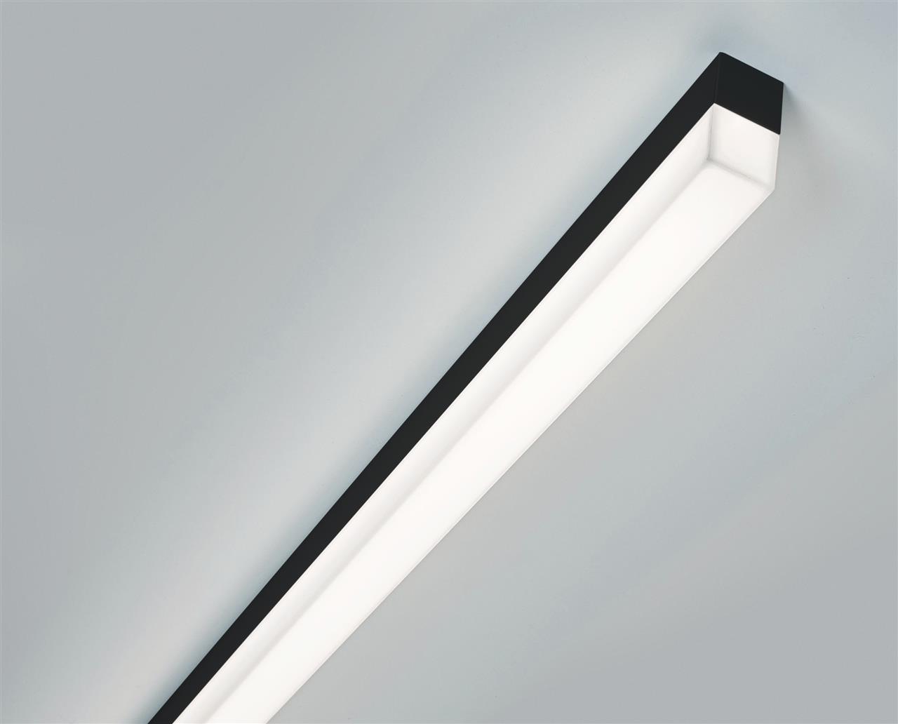 Wand- und Deckenleuchte Volto Coperto LED mit PMMA Opaldiffuser kubisch von Molto Luce, klein,4000K, weiß