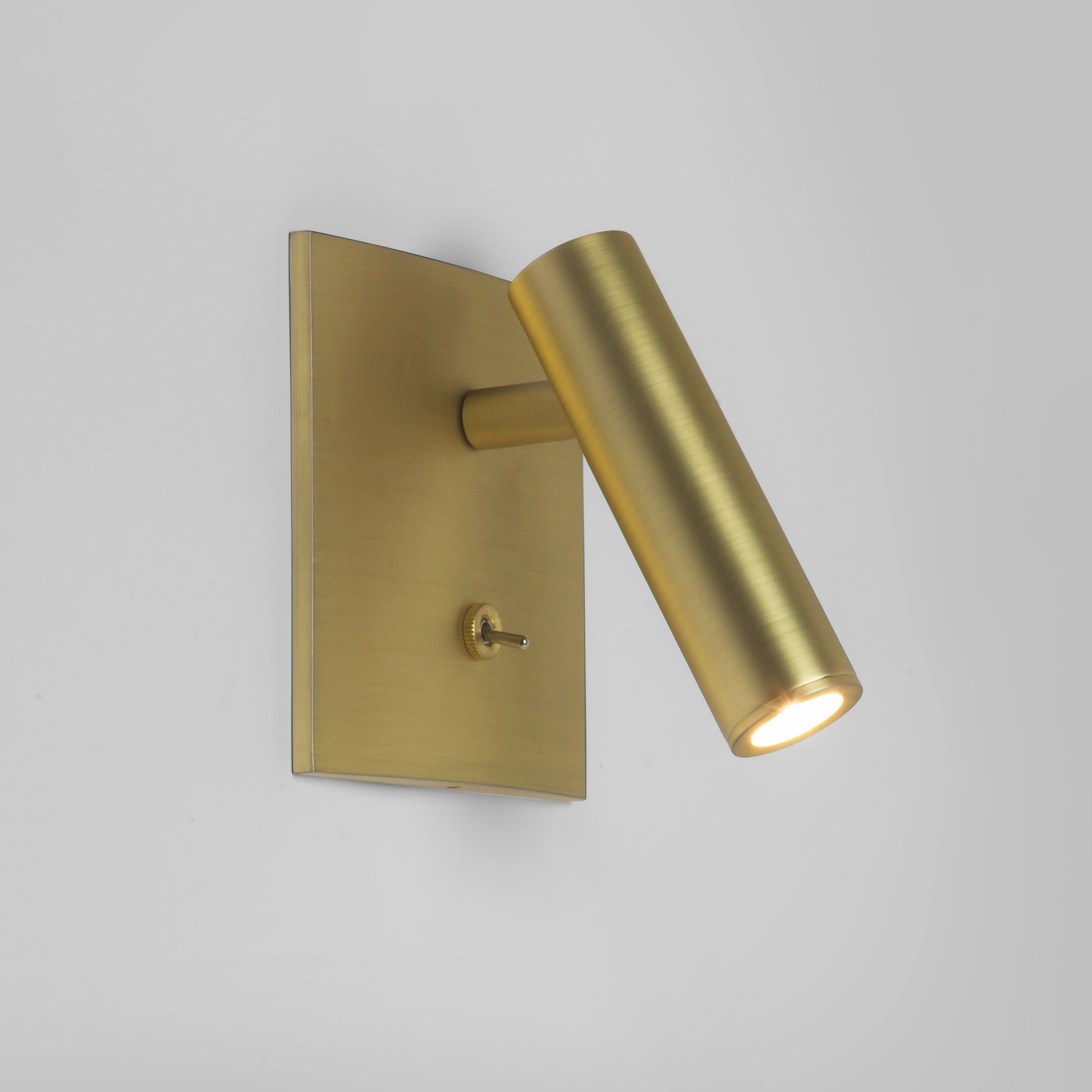 Wandeinbauleuchte Enna Square switched von Astro, matt gold